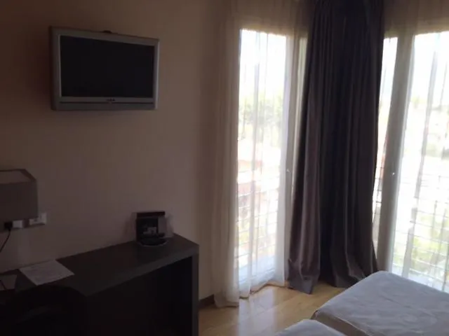 Zen Versilia Марина-ді-П'єтразанта