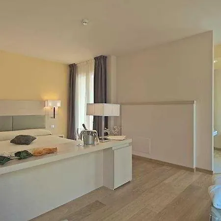 Zen Versilia فندق